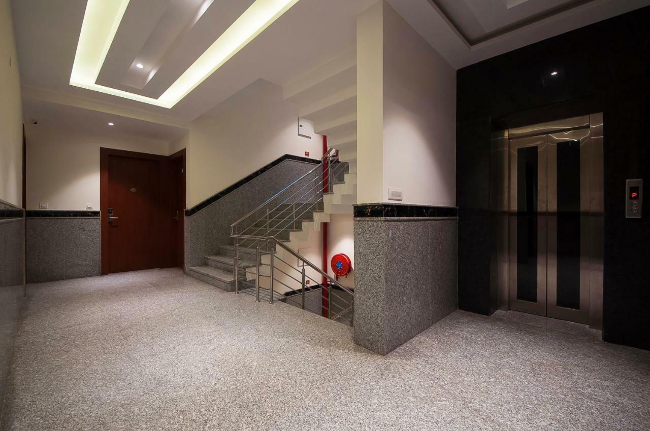 Hotel Z Suites- Delhi Igi Airport Nueva Delhi Exterior foto