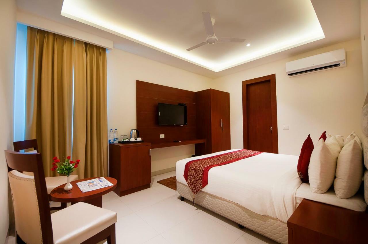 Hotel Z Suites- Delhi Igi Airport Nueva Delhi Exterior foto